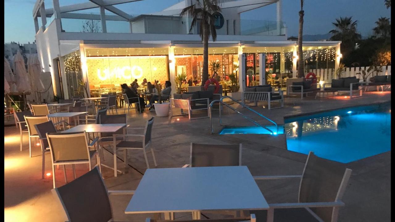 Beachfront Apartment In La Cala De Mijas Exteriör bild