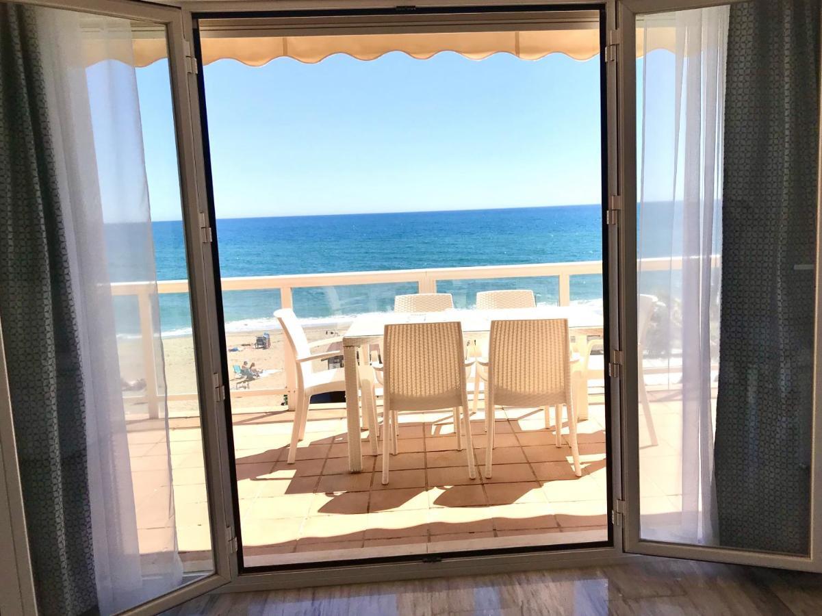 Beachfront Apartment In La Cala De Mijas Exteriör bild