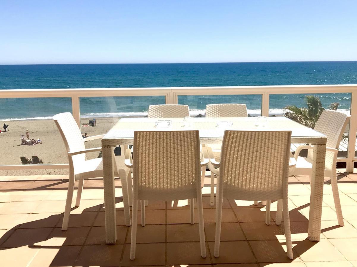 Beachfront Apartment In La Cala De Mijas Exteriör bild