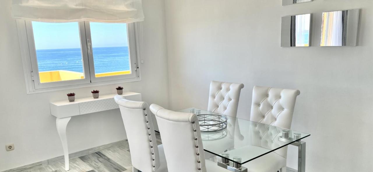 Beachfront Apartment In La Cala De Mijas Exteriör bild